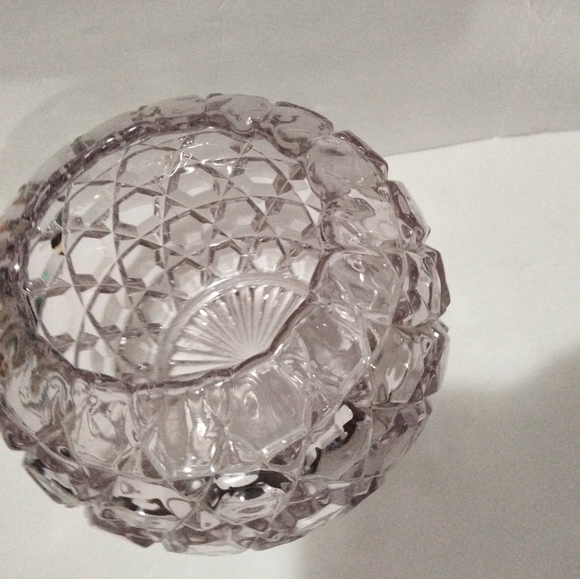 Round vase with beautiful details and color rose bowl heavy glass - Picture 8 of 9